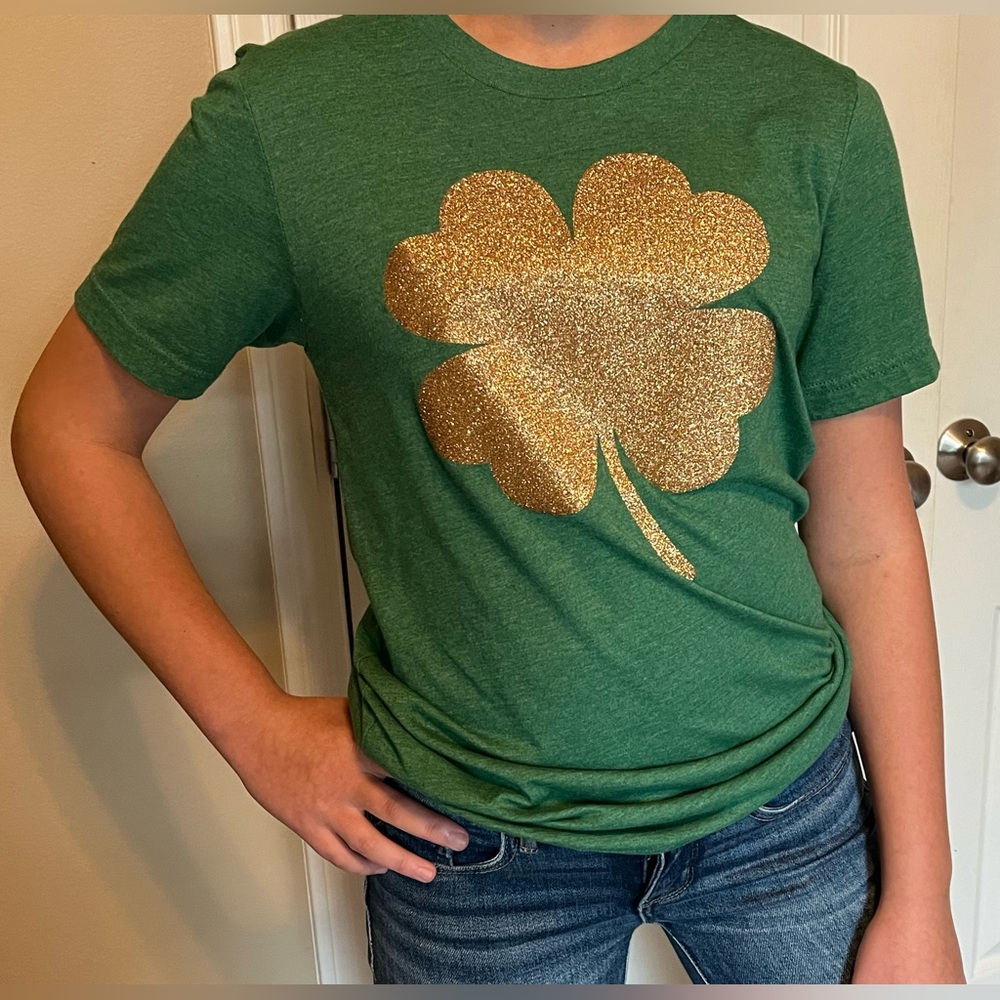 Women’s Shamrock T-Shirt